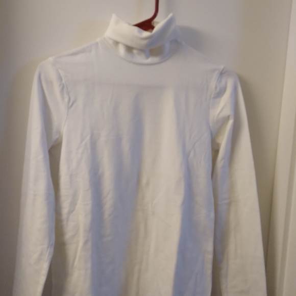 Turtle neck - Picture 2 of 2